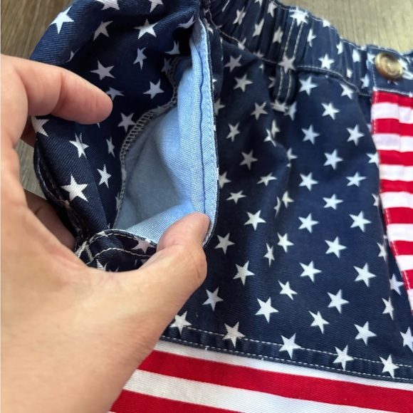 Chubbies Men’s American Flag Print Shorts Medium 5.5” Inseam - Picture 4 of 8